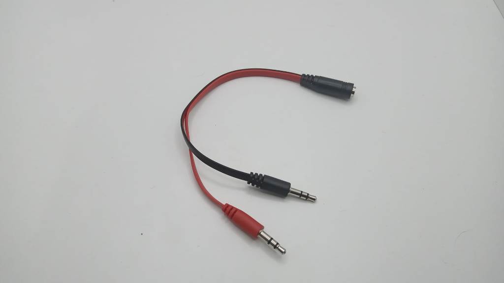 Adaptor JACK 3,5 mm - 2 x stereo JACK