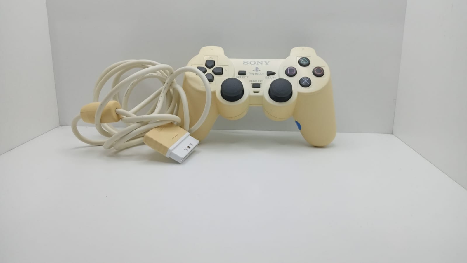 Controller Dualshock  2 PlayStation 2 PS2- SONY (R ) - alb - cablu  2.5 m - 005