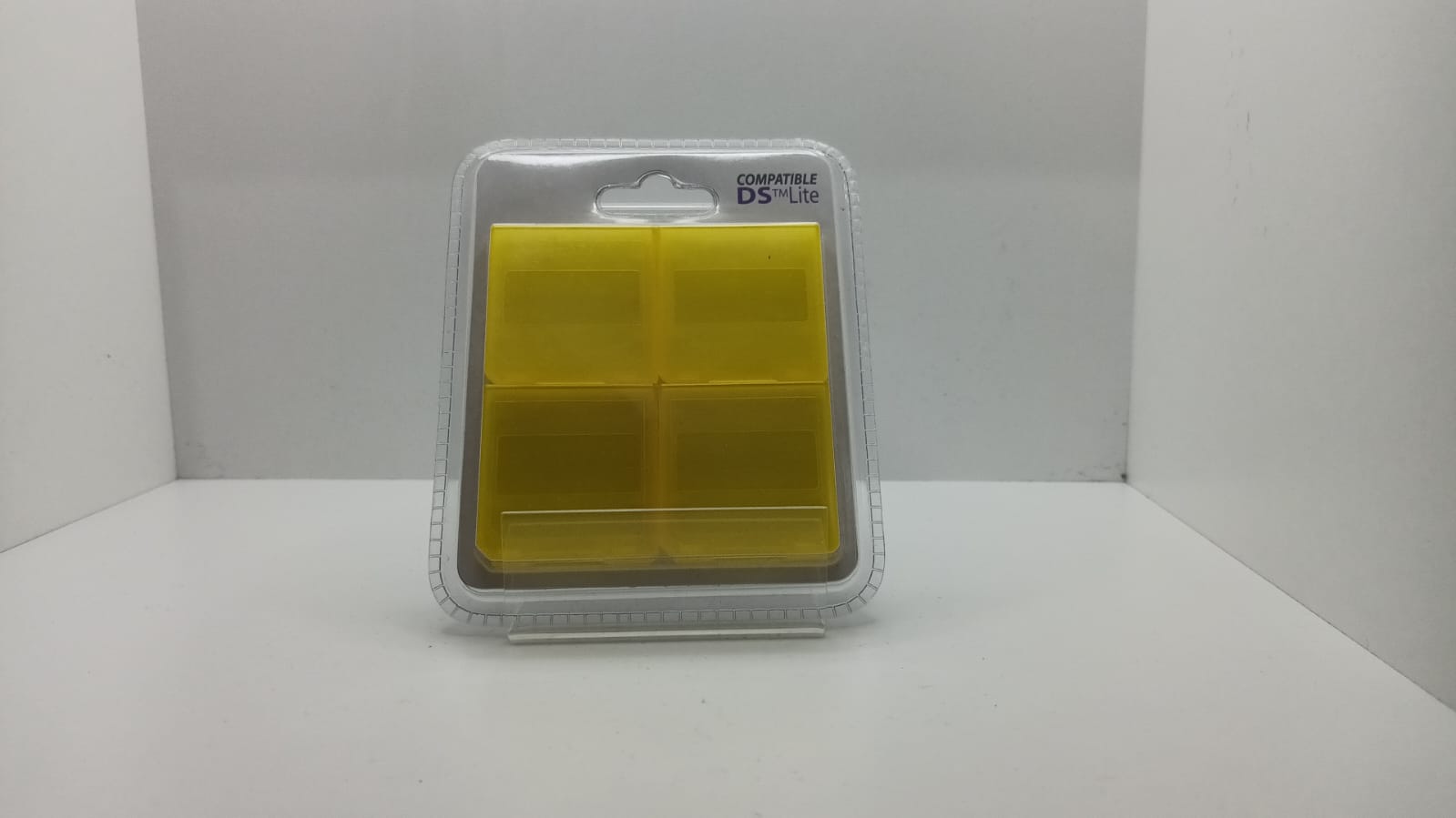 Set 4 carcase jocuri - galben -  Nintendo DS 3DS