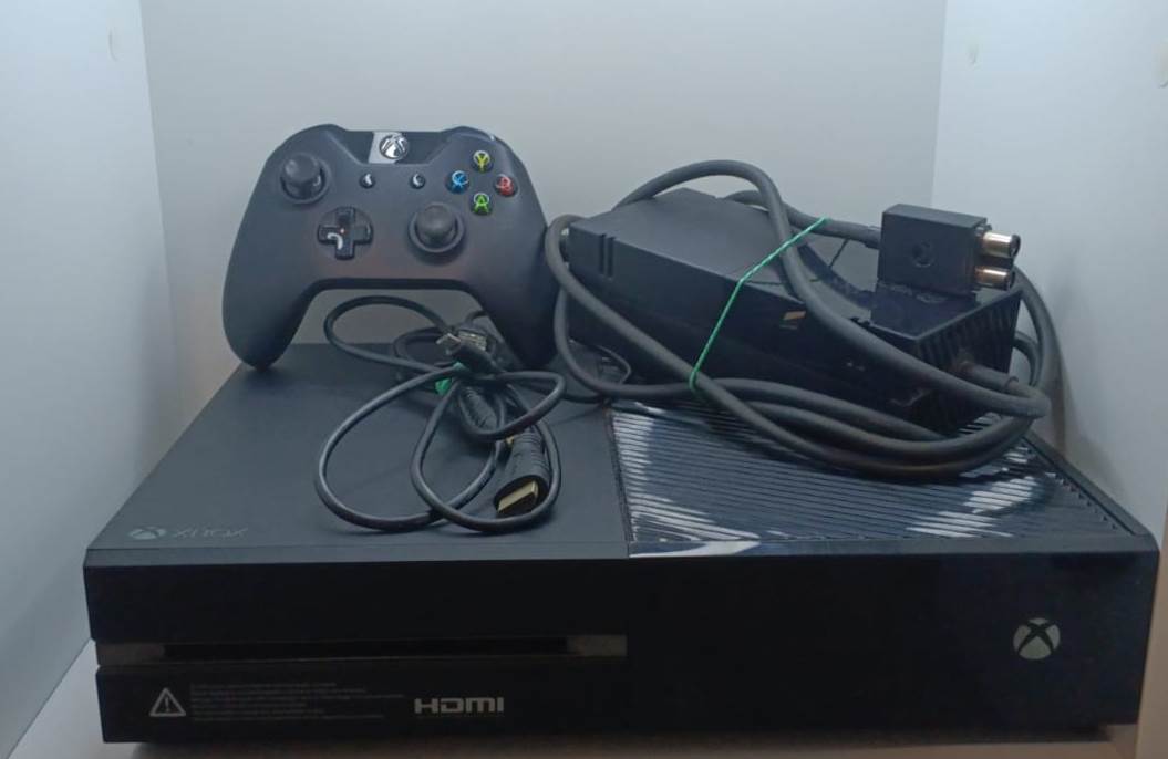 XBOX Konzol One 500 GB   - SN 147783554548 - (001)