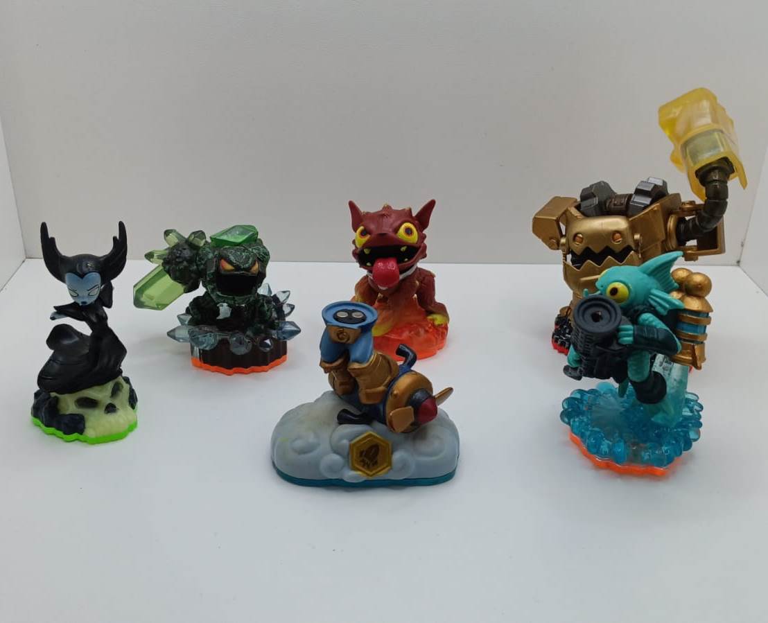 Skylanders x6 - LOT 005